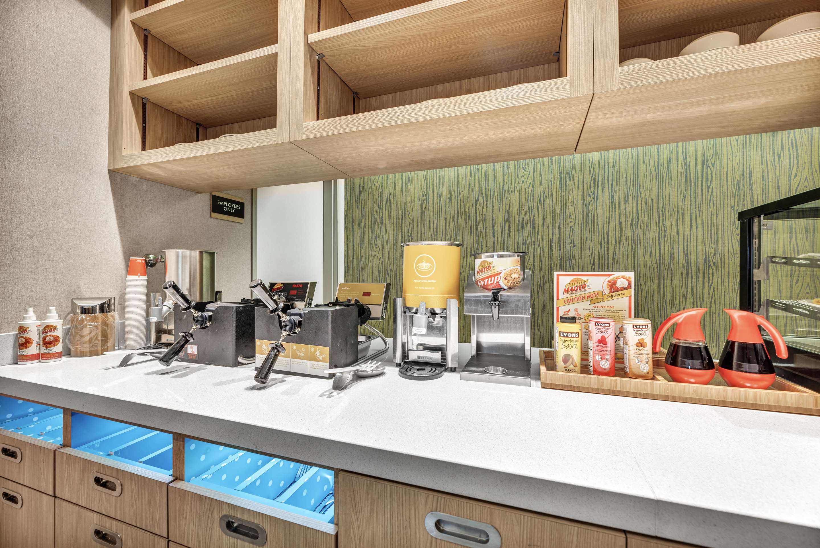 Breakfast Area | Home2 Suites by Hilton Raleigh West Lenovo Center