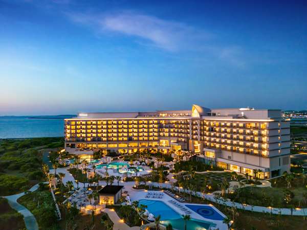 HILTON OKINAWA MIYAKO ISLAND RESORT - Photo 4