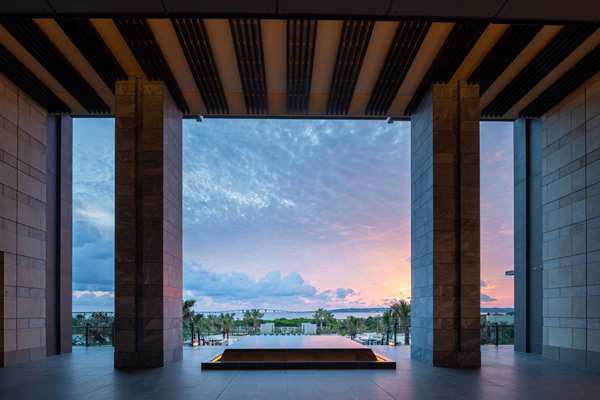 HILTON OKINAWA MIYAKO ISLAND RESORT - Photo 9