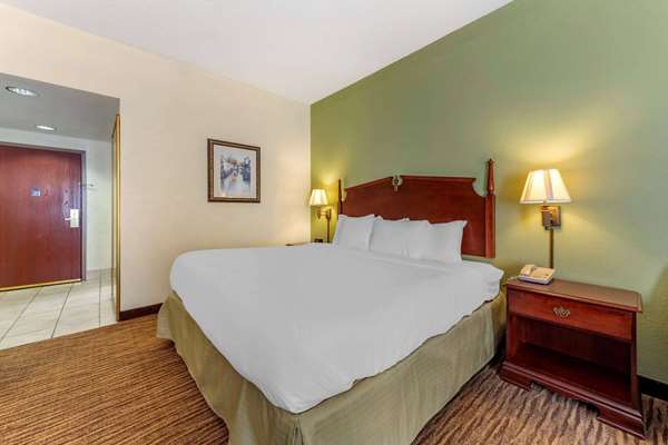  - Wingate by Wyndham Hotel Buckhannon