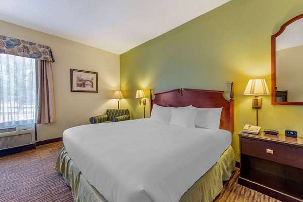  - Wingate by Wyndham Hotel Buckhannon