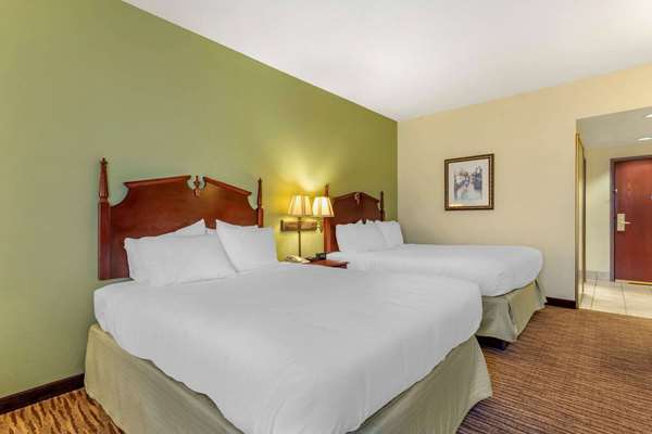  - Wingate by Wyndham Hotel Buckhannon