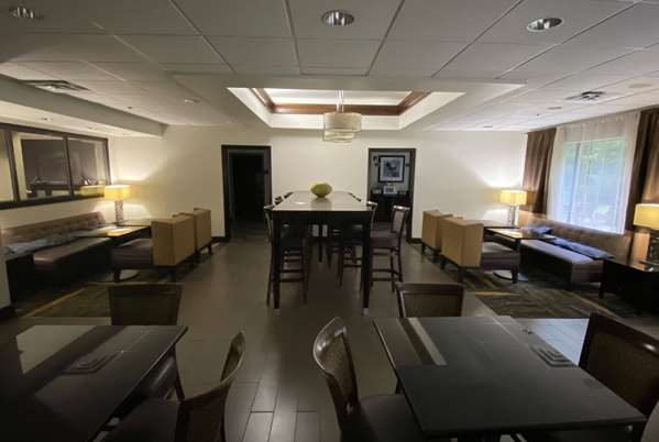  - Wingate by Wyndham Hotel Buckhannon