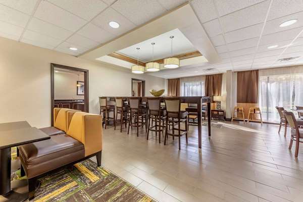  - Wingate by Wyndham Hotel Buckhannon