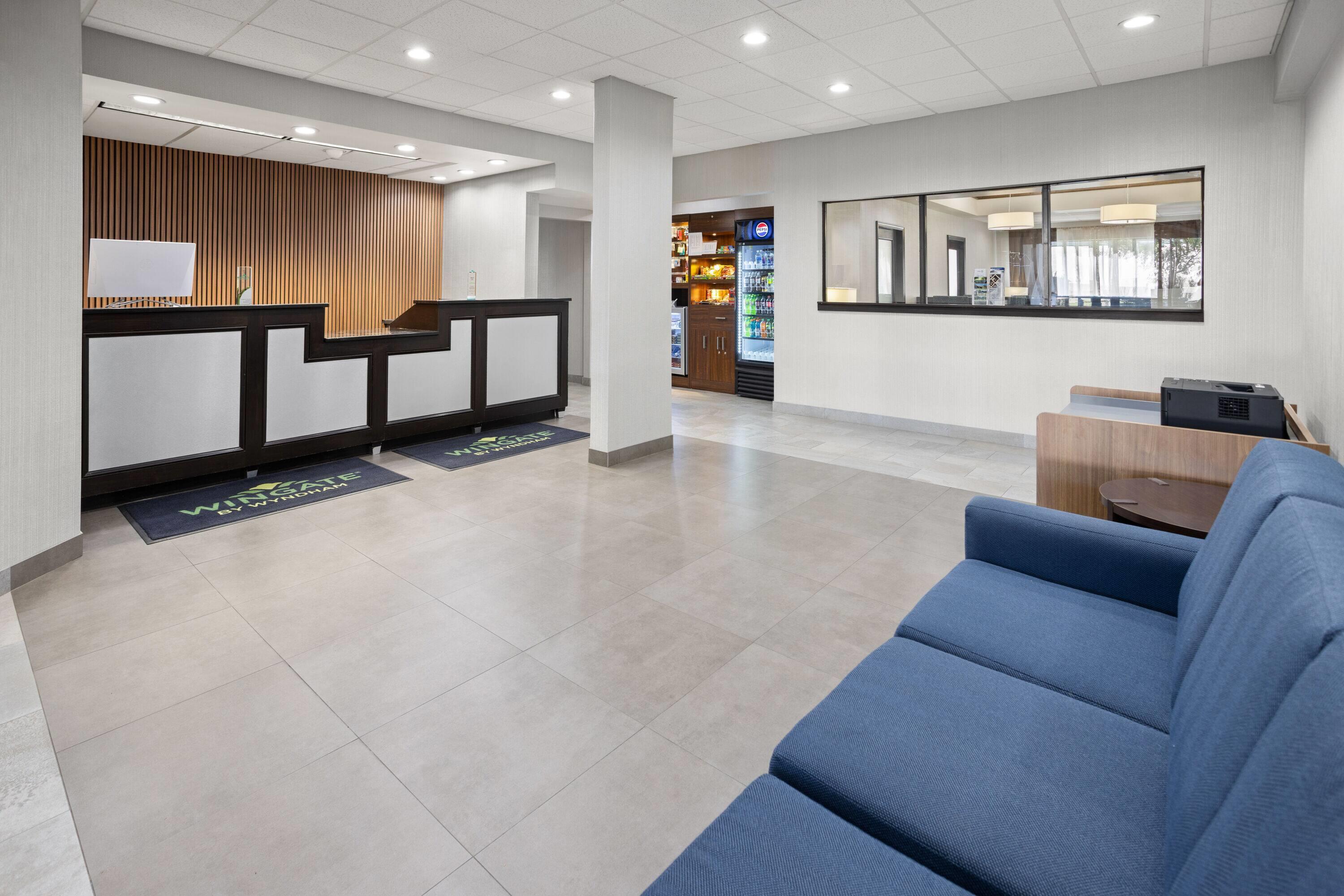 Lobby | Wingate by Wyndham Buckhannon
