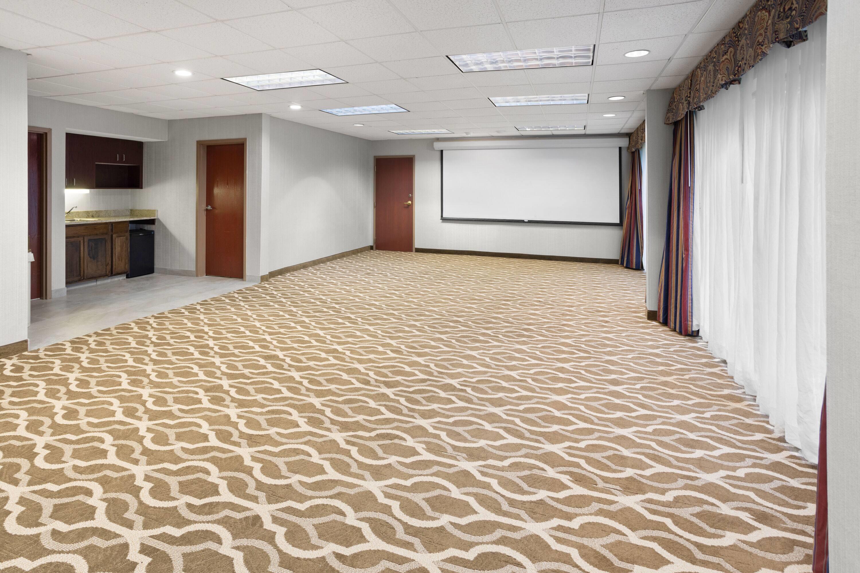 Meeting Room | Wingate by Wyndham Buckhannon