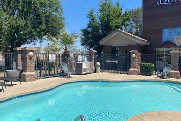 Pool,On-Site,Property Amenity,Recreation