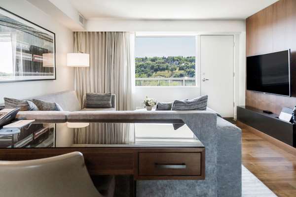  - James Hotel Saskatoon