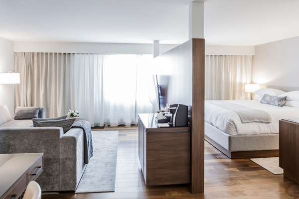 Suite - James Hotel Saskatoon