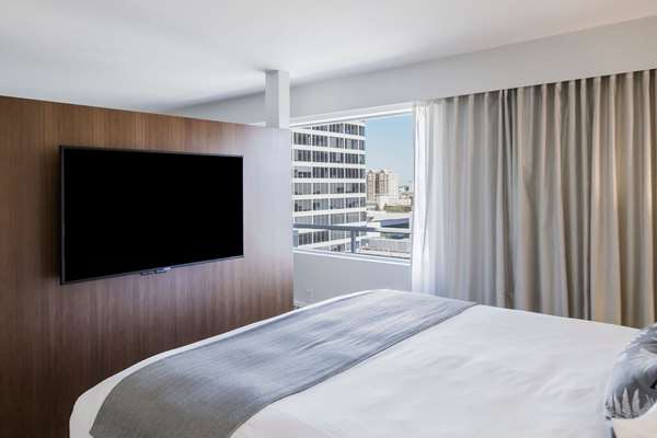  - James Hotel Saskatoon