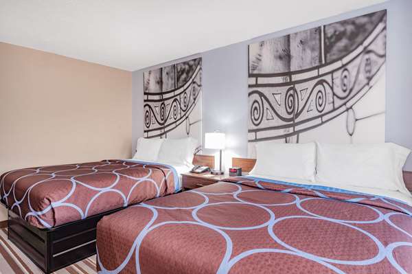  - Super 8 Hotel Joliet - I-80, Exit 130B