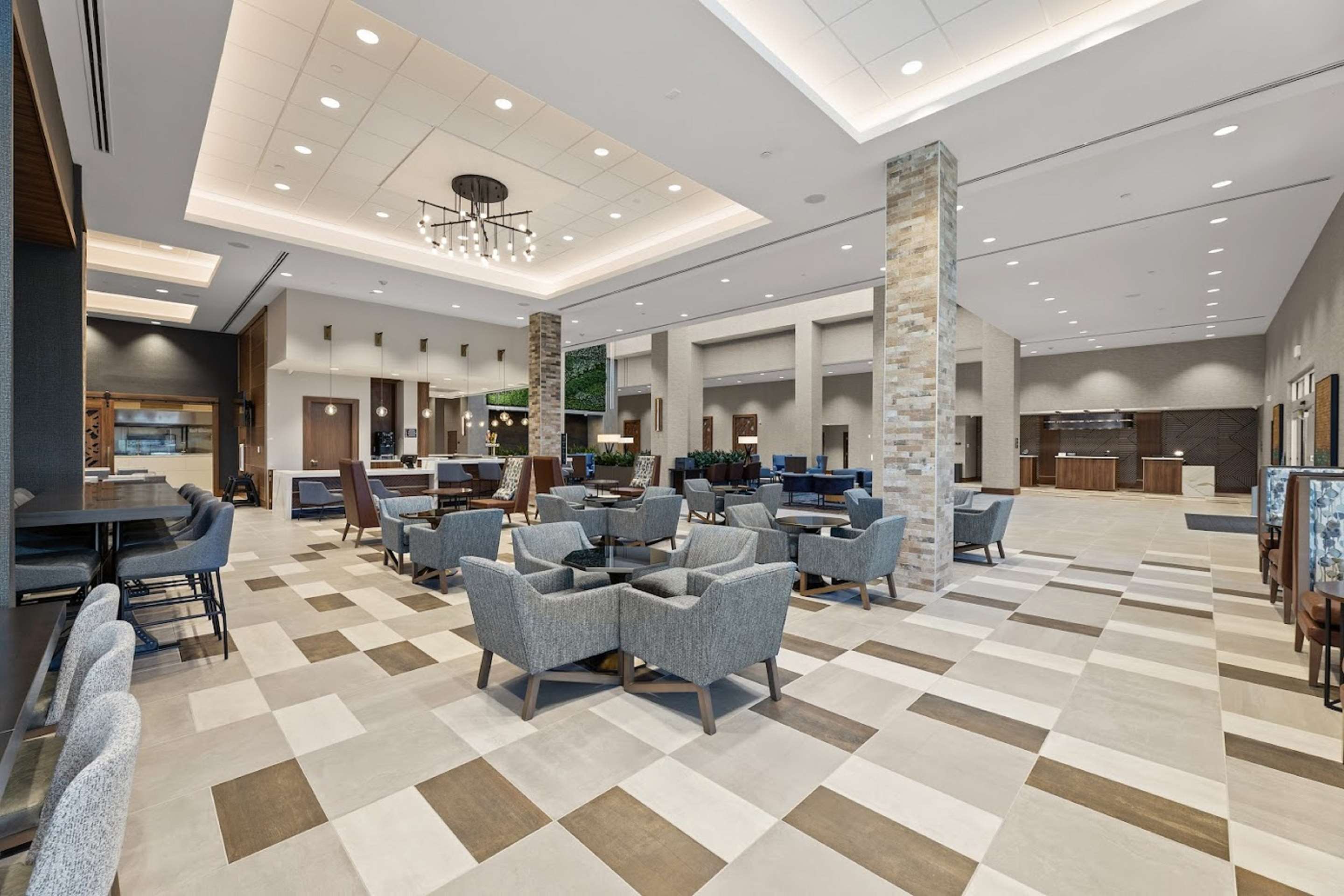 Lobby | Embassy Suites by Hilton Irving Las Colinas