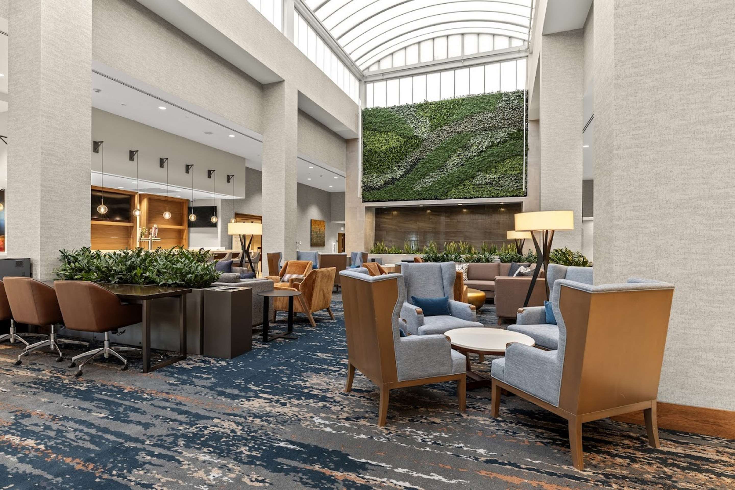 Lobby | Embassy Suites by Hilton Irving Las Colinas