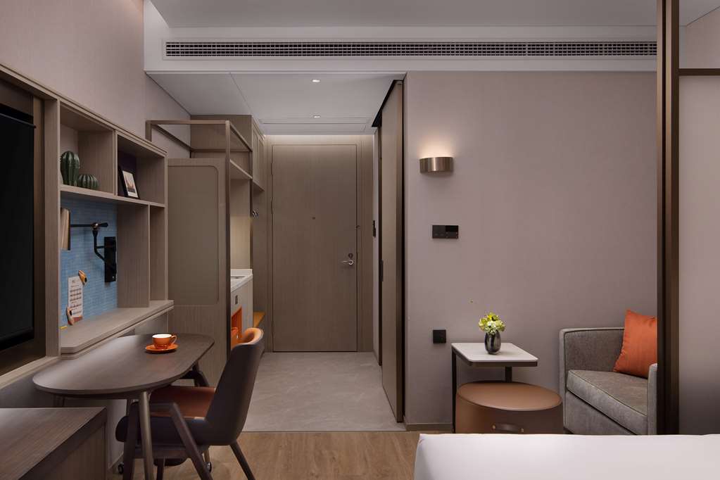 HOME2 SUITES WUHAN RAILWAY STATION-guestroom-Guest Room,On-Site.jpg