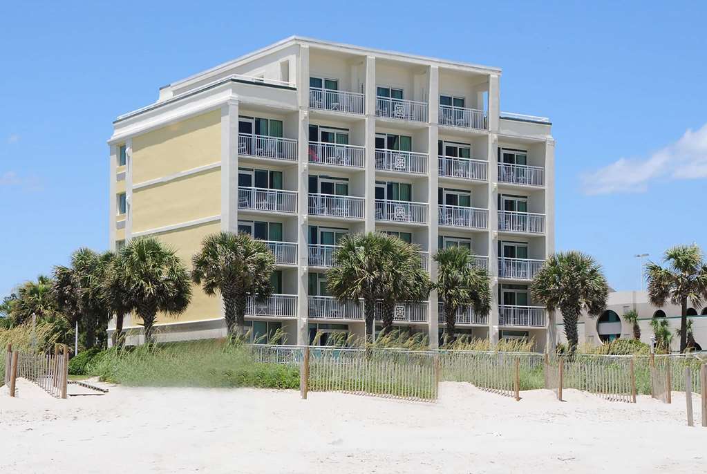 The Sandbar Hotel Trademark Collection