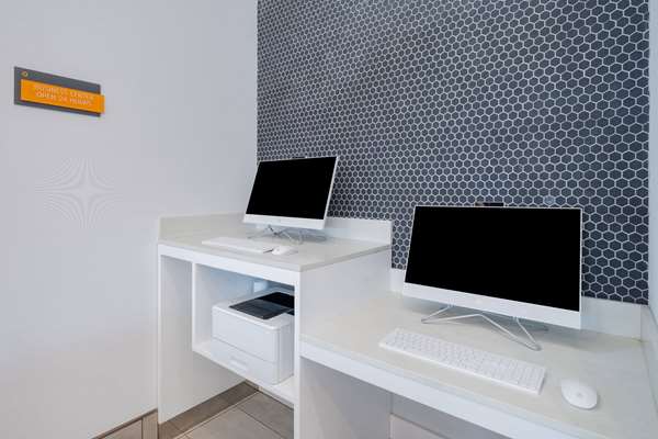 Conference Area - La Quinta Inn & Suites Rosemont