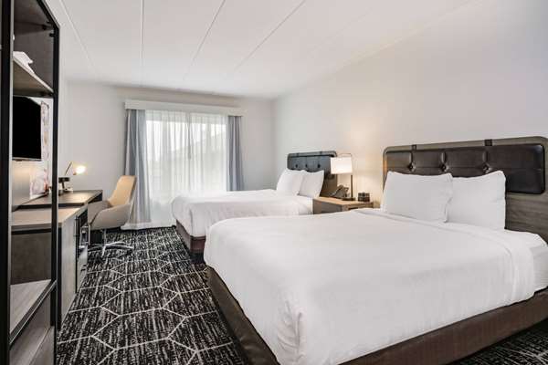  - La Quinta Inn & Suites Rosemont