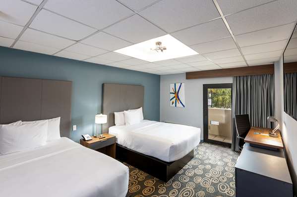  - Regency Hotel Airport Miami
