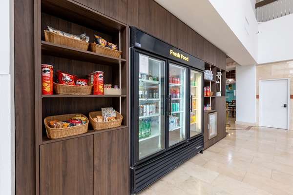  - Regency Hotel Airport Miami