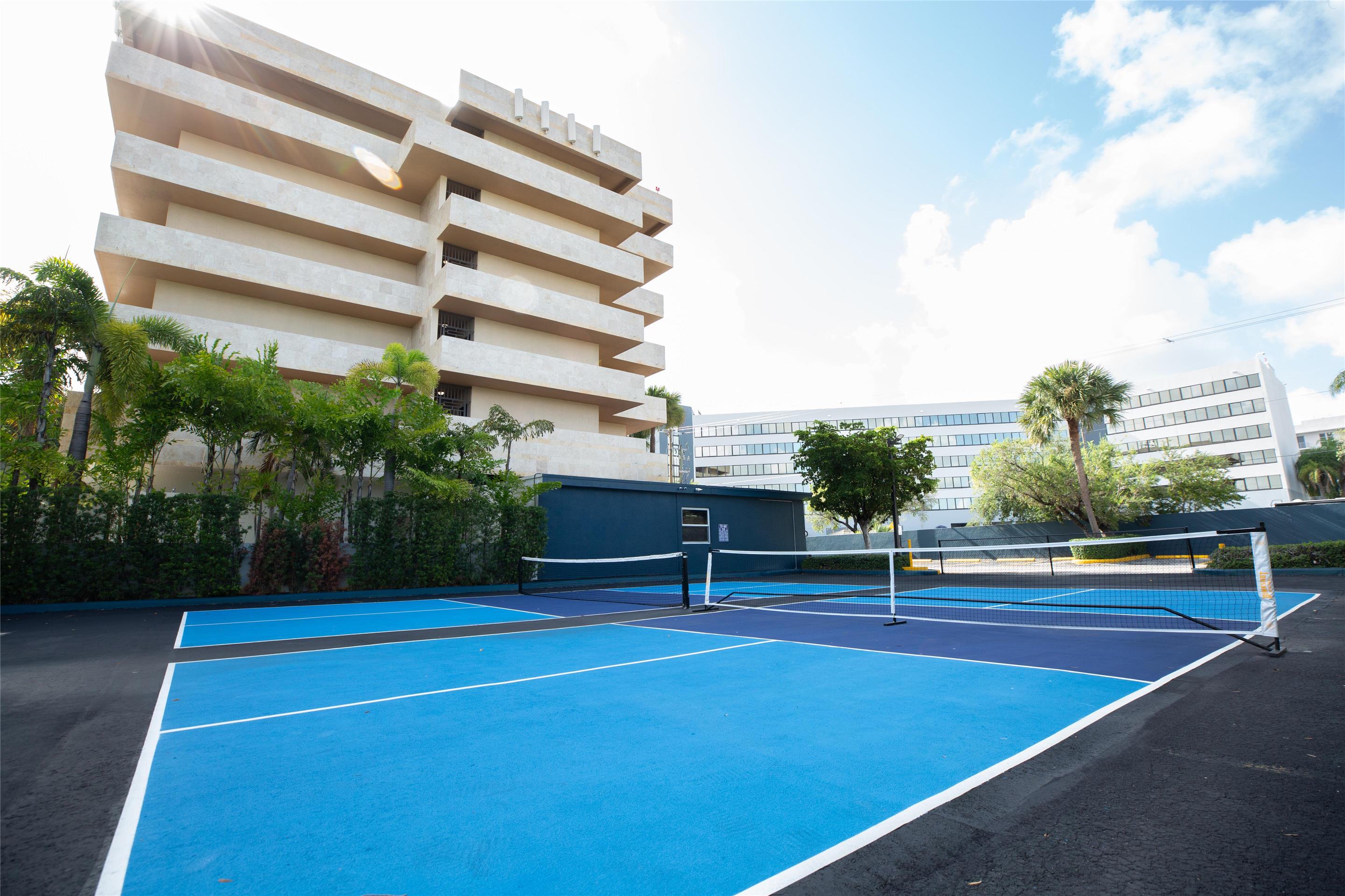 Pickleball Court | Regency Miami Airport by Sonesta