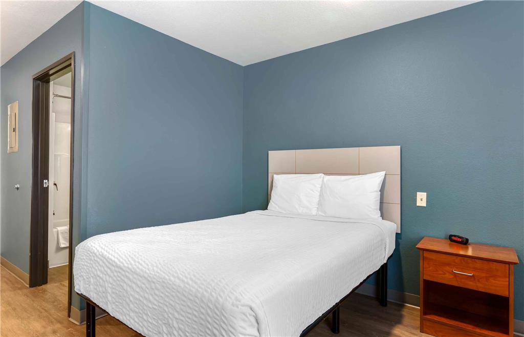 EXTENDED STAY AMERICA SELECT-guestroom-Guest Room,On-Site.jpg