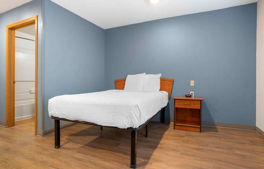 EXTENDED STAY AMERICA SELECT-guestroom-Guest Room,On-Site.jpg