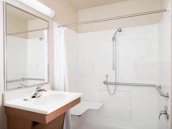  - Extended Stay America Select Suites Stadium Kansas City - I-70, Exits 8A & 9