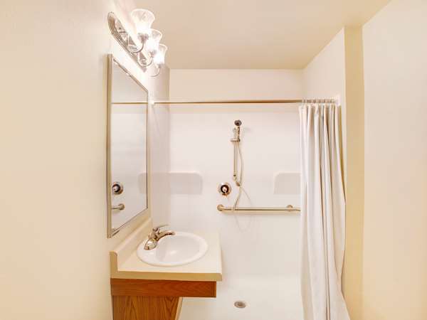  - Extended Stay America Select Suites Laredo