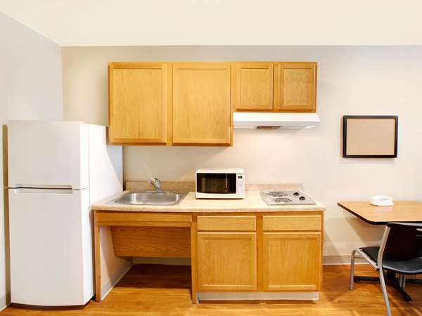  - Extended Stay America Select Suites Laredo