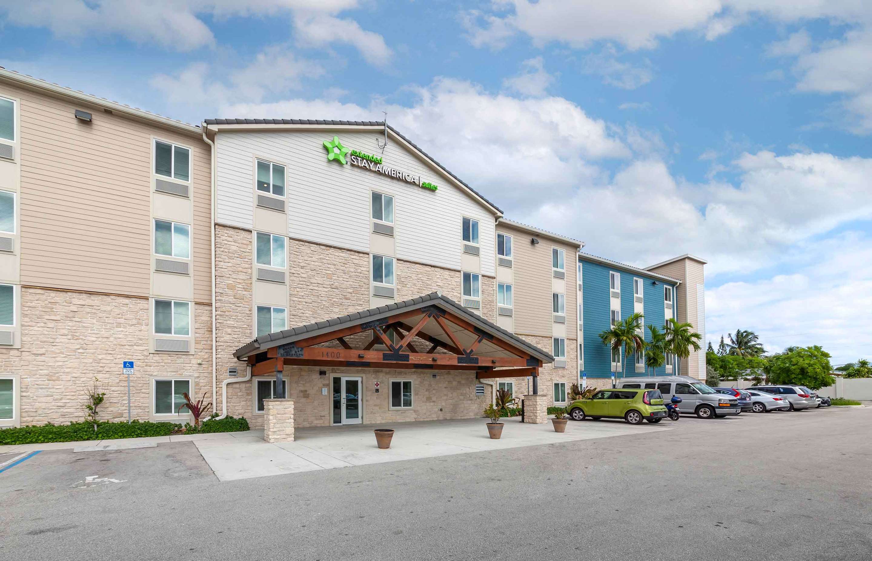 Exterior | Extended Stay America Select Suites Deerfield Beach