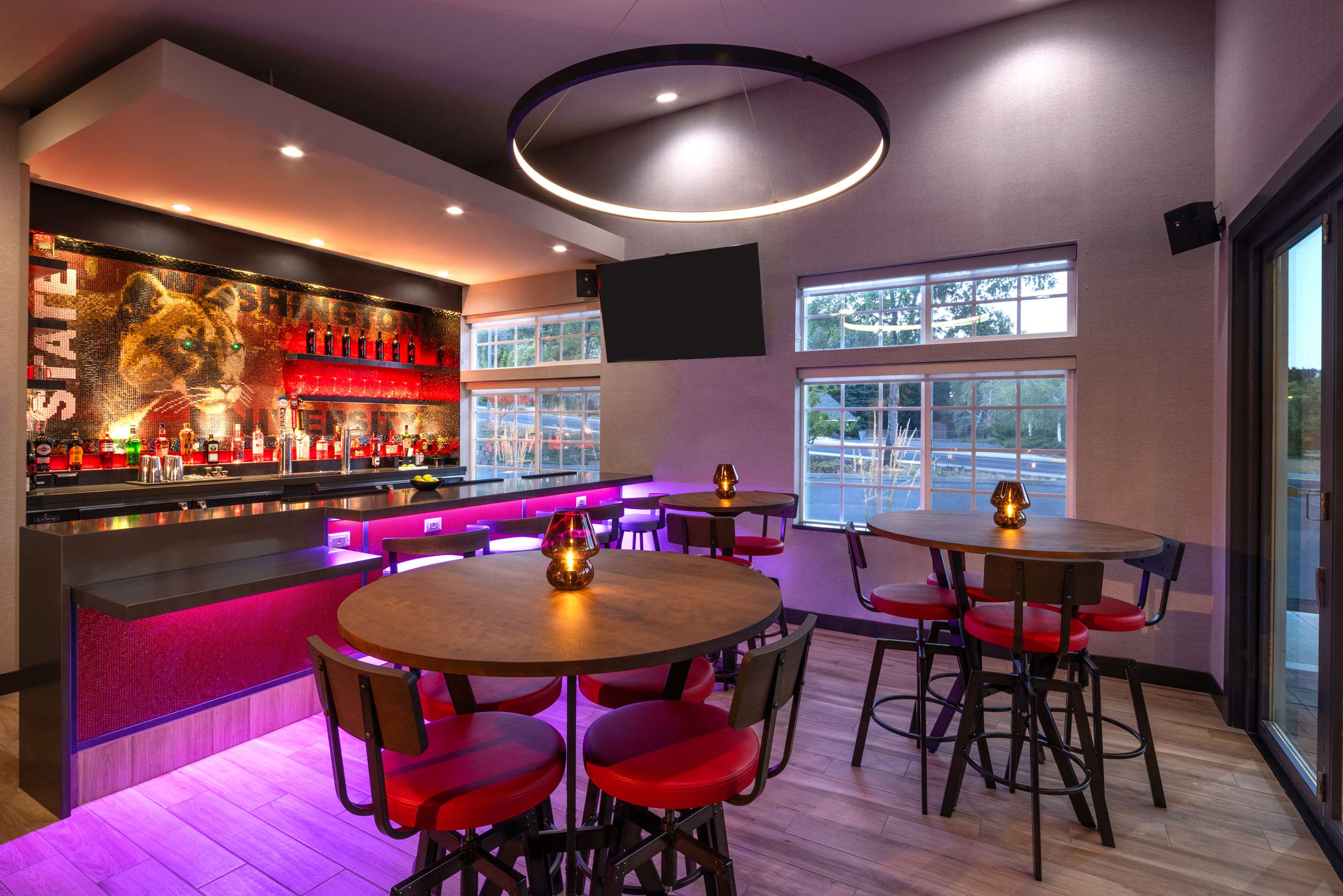 BarLounge | Hampton Inn Pullman
