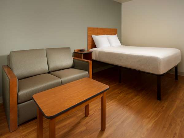  - Extended Stay America Suites East Aurora - I-70, Exit 283