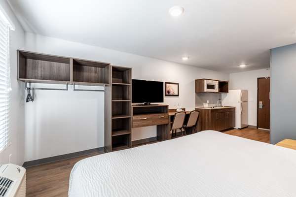  - Extended Stay America Suites Temple Terrace - I-75, Exit 265