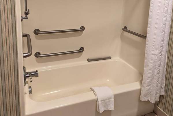  - Wingate by Wyndham Hotel Mansfield