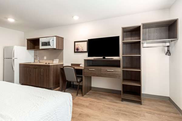  - Extended Stay America Suites Norco - I-15, Exit 100