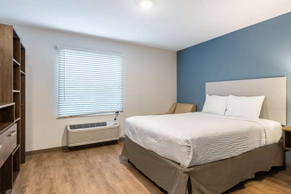  - Extended Stay America Suites Norco - I-15, Exit 100