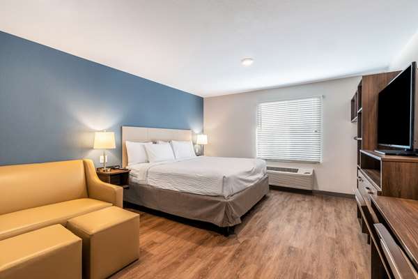  - Extended Stay America Suites Norco - I-15, Exit 100