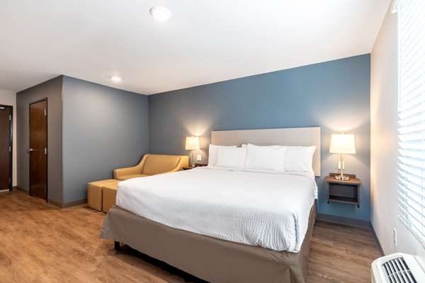  - Extended Stay America Suites Norco - I-15, Exit 100