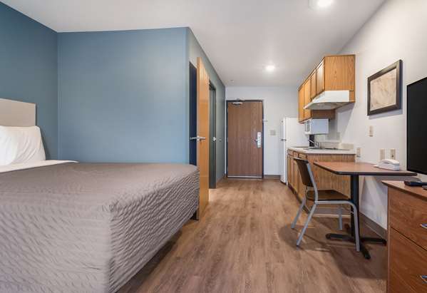  - Extended Stay America Select Suites Southeast Fort Myers - I-75, Exit 136