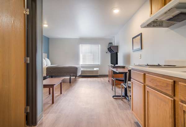  - Extended Stay America Select Suites Southeast Fort Myers - I-75, Exit 136