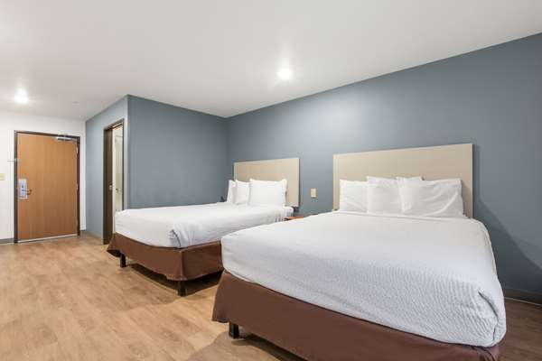  - Extended Stay America Select Suites Airport Indianapolis