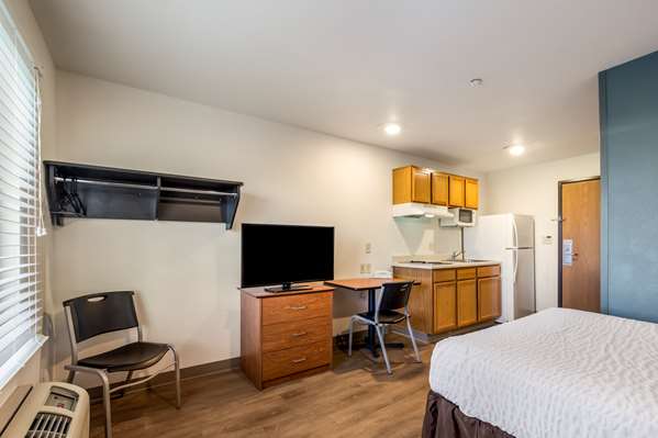  - Extended Stay America Select Suites Indianapolis