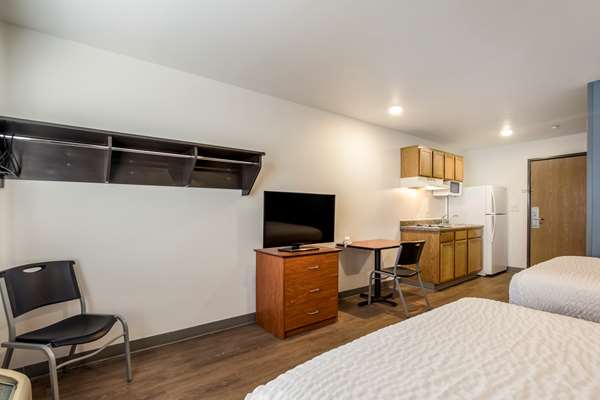  - Extended Stay America Select Suites Indianapolis