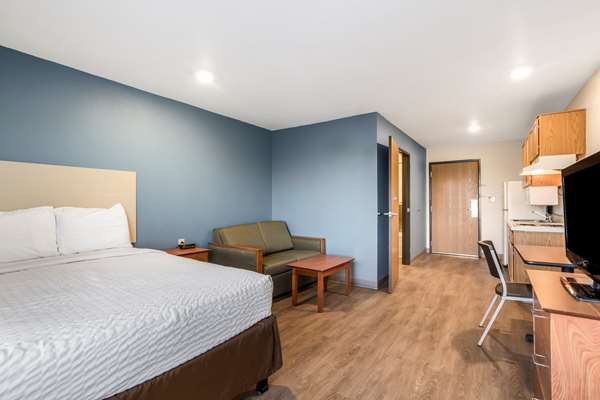 - Extended Stay America Select Suites Indianapolis