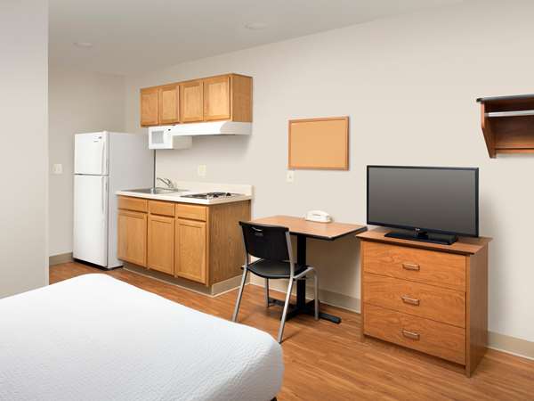  - Extended Stay America Select Suites Plainfield - I-70, Exit 66