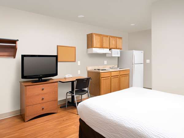  - Extended Stay America Select Suites Airport Wichita
