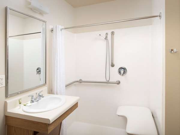  - Extended Stay America Select Suites Airport Wichita