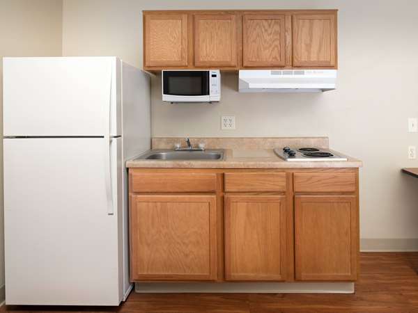  - Extended Stay America Select Suites Airport Wichita