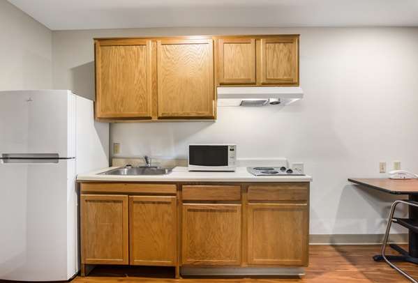  - Extended Stay America Select Suites South Louisville