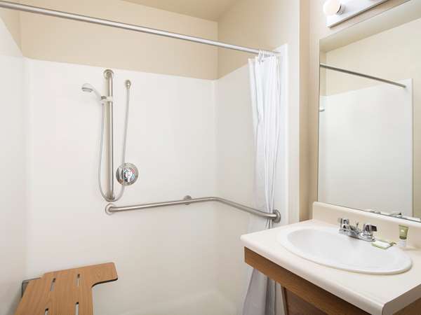  - Extended Stay America Select Suites Southwest Omaha